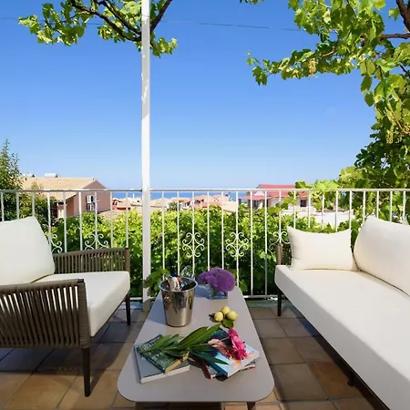 Sebastian's - Garden Sea View