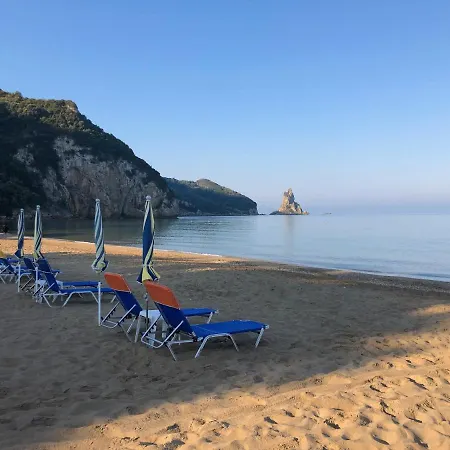 Sebastian's - Garden Sea View